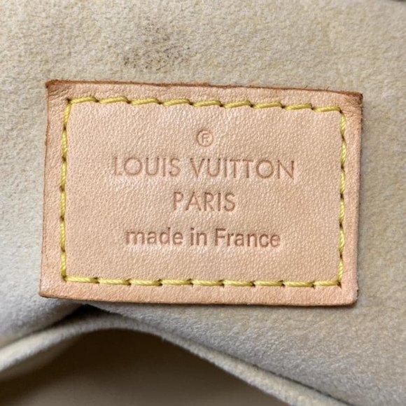 Louis Vuitton Monogram Manhattan PM Hand Bag - Picture 15 of 15
